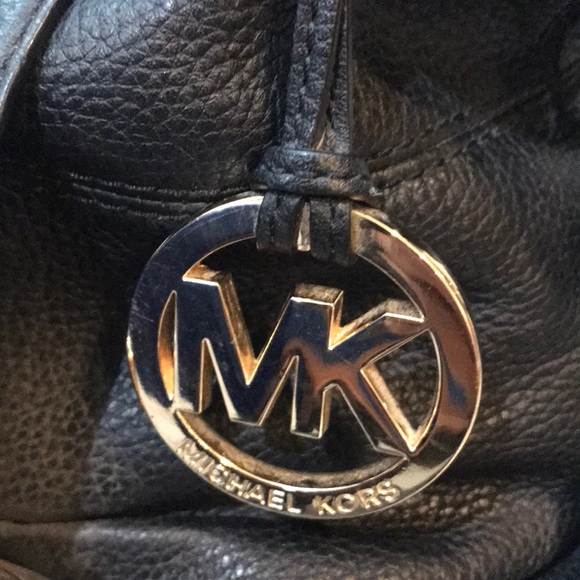 MICHAEL KORS! Gently worn purse - Picture 8 of 12